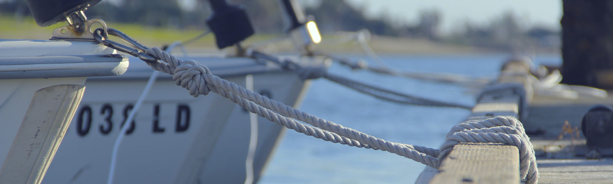 Segelboote am Steg vom Yacht-Club Müggelsee