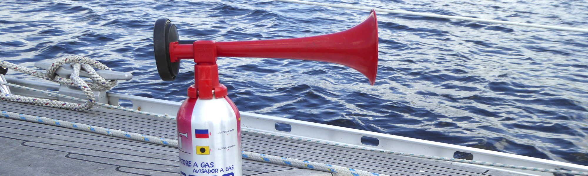 Startboot bei der Club-Regatta