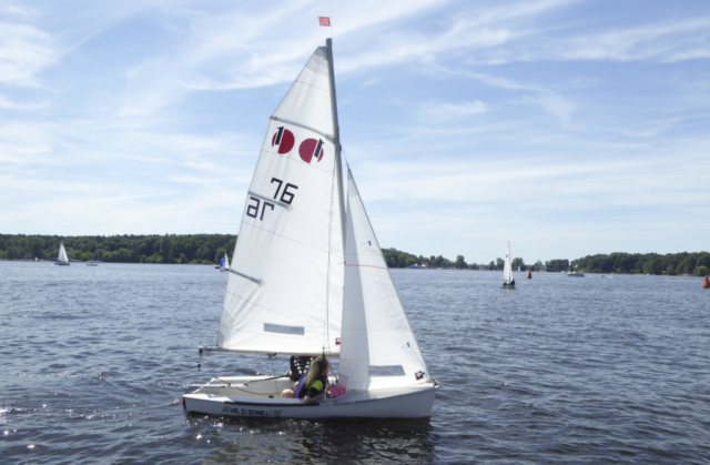 ein Boot des Yachtclub Müggelsee beim Preis von Lindwerder